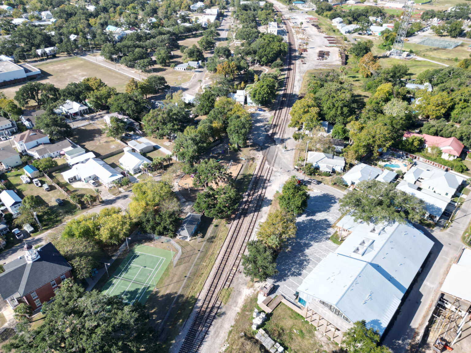 Neighborhood Farragut Lofts